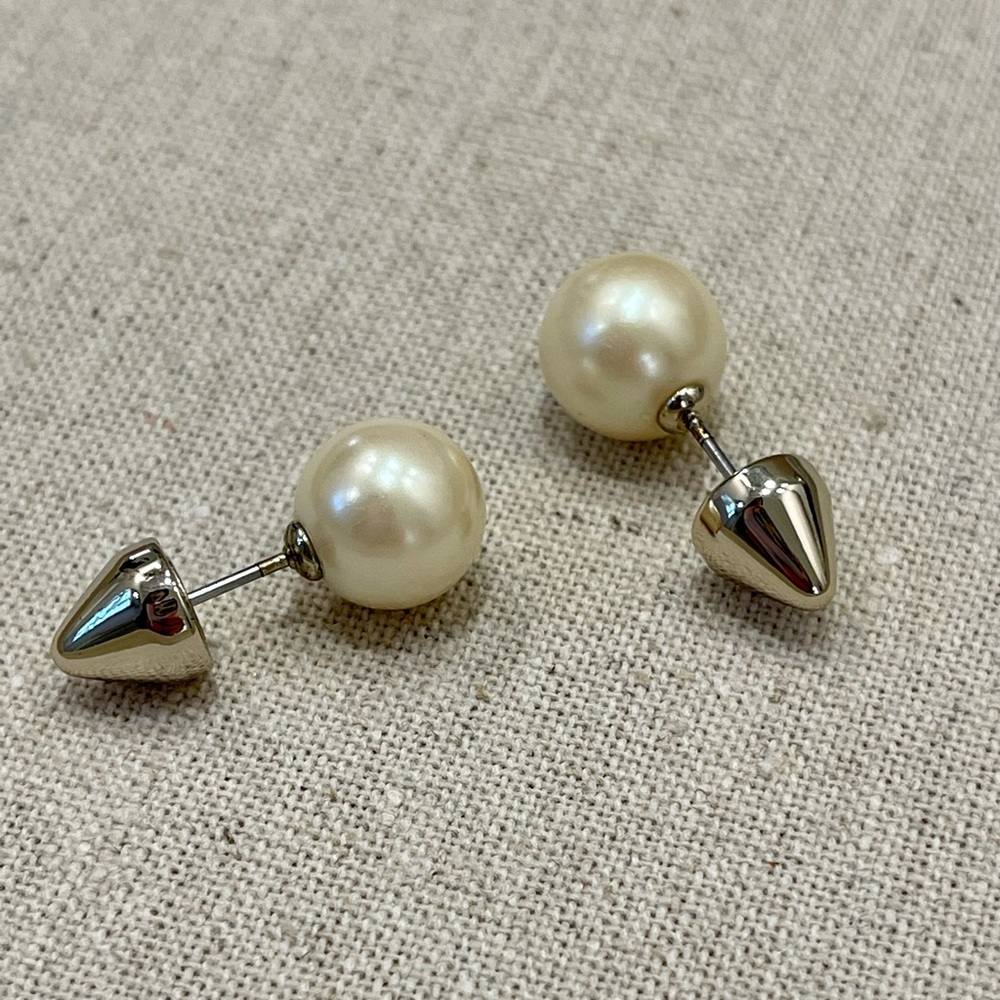 Stella & Dot Reversible Pearl Studs